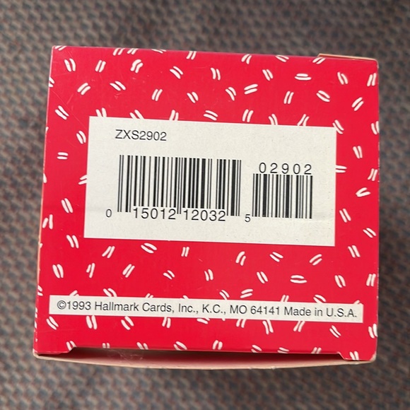 🎄 New In Box - Shoebox By Hallmark Maxine Glass Ornament 🎄 - Picture 6 of 7